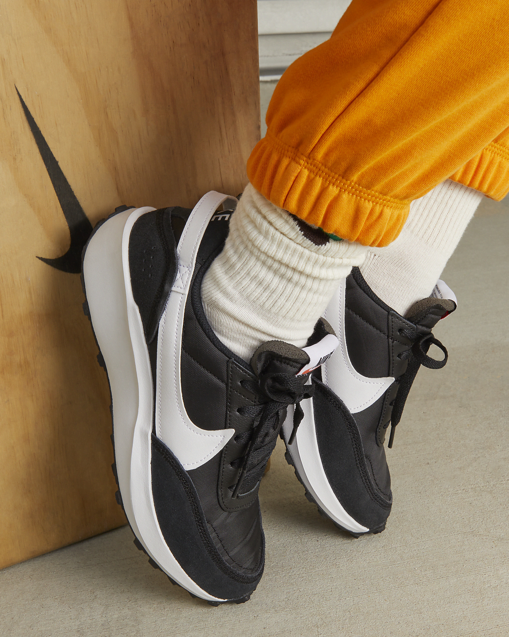 Nike Waffle Debut Women's Shoes - 2