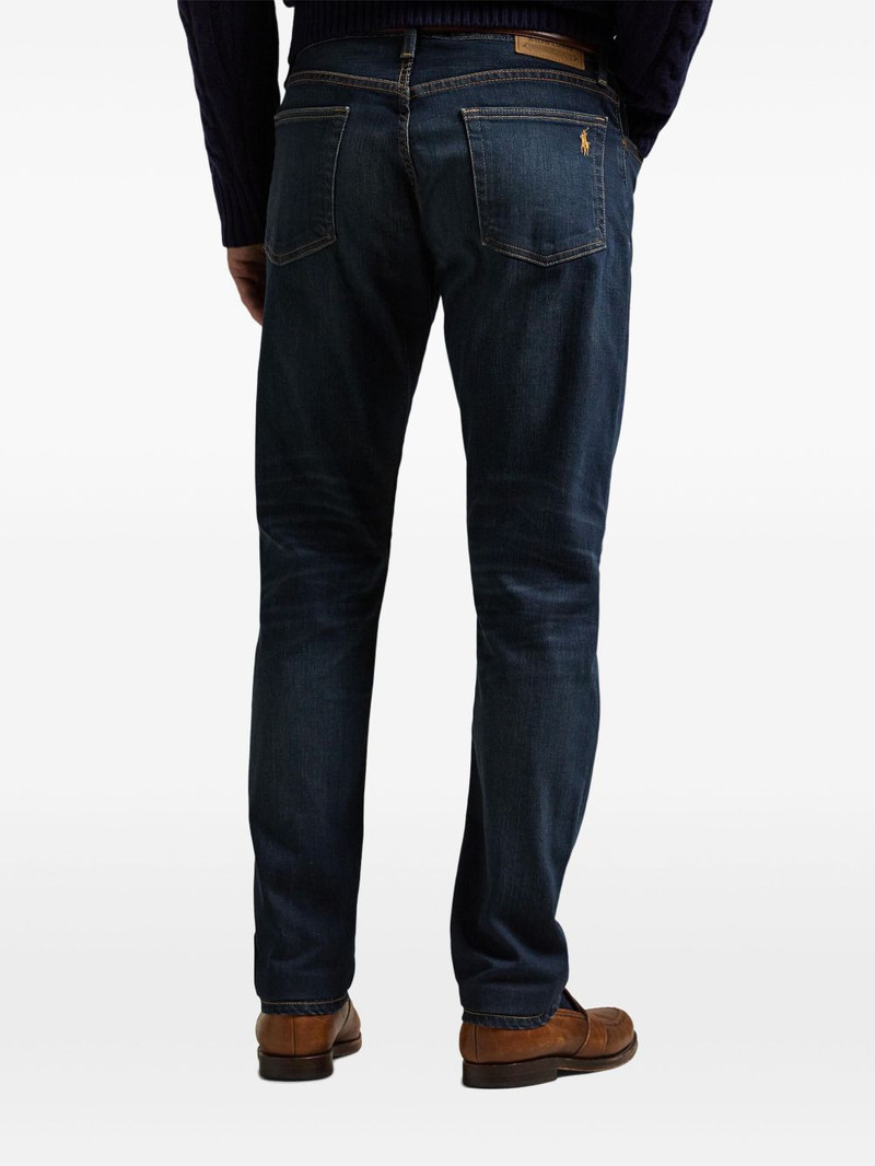 straight-leg jeans 4