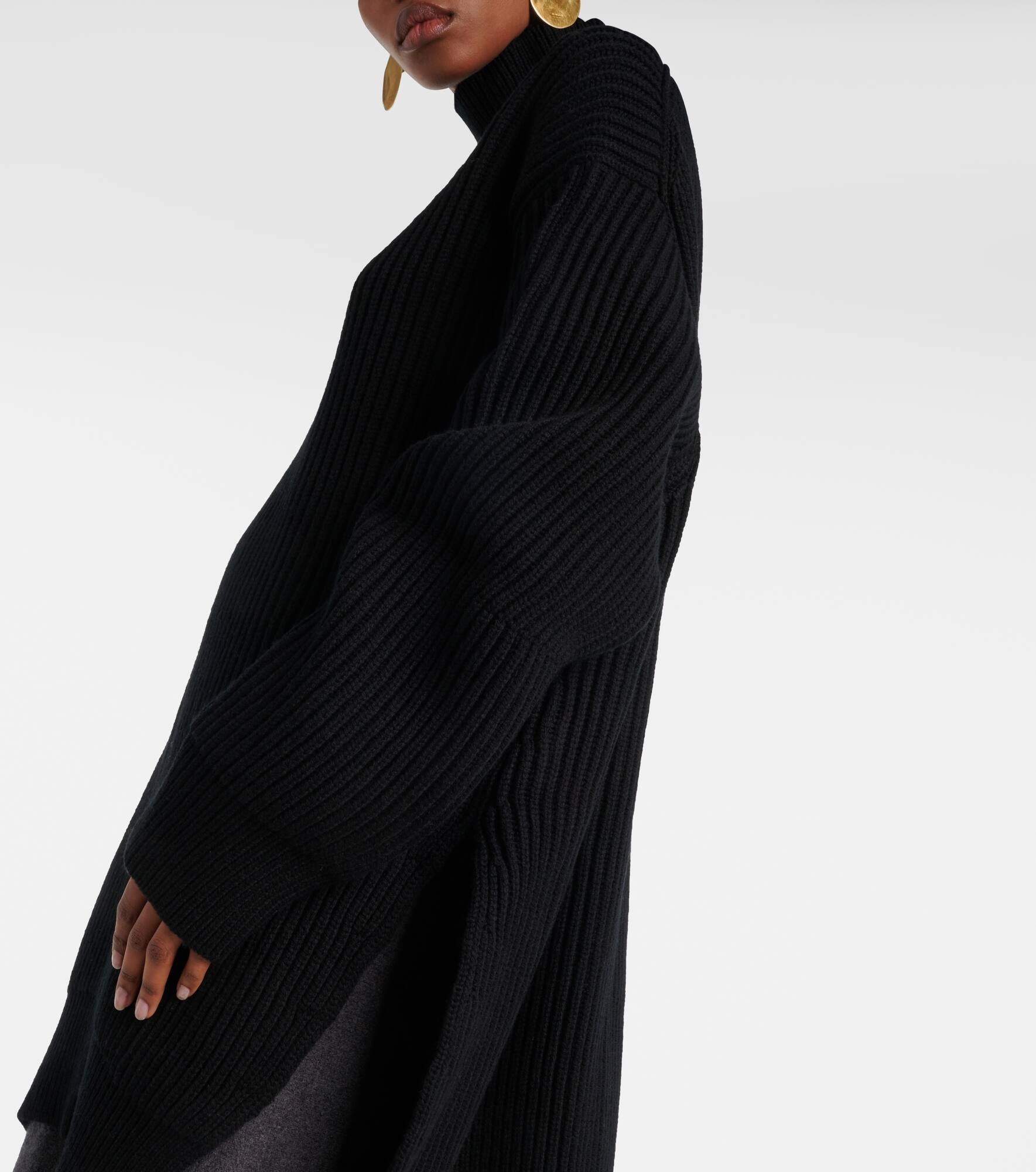 Ribbed-knit wool turtleneck sweater - 5
