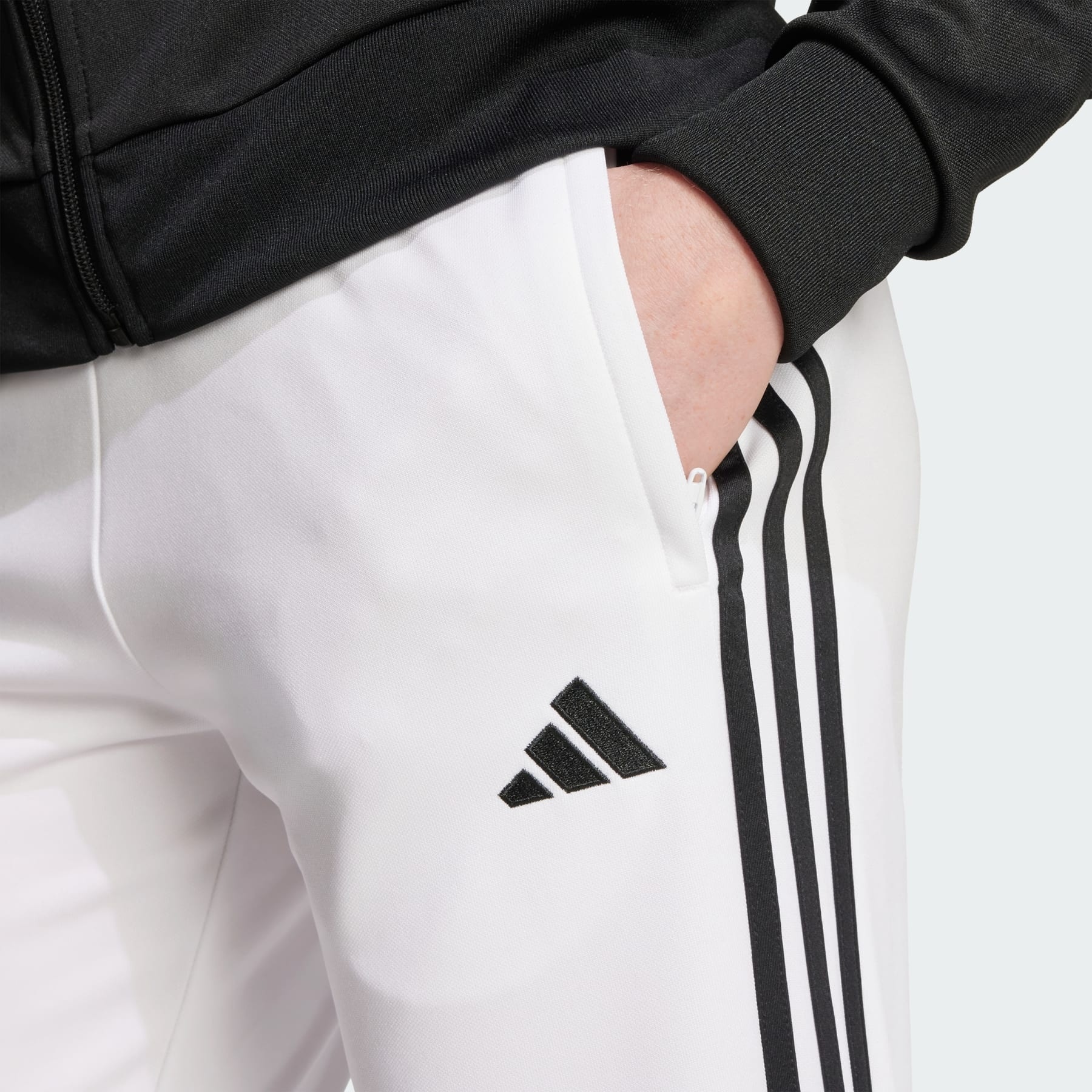 Tiro 25 Essentials Training Pants - 5