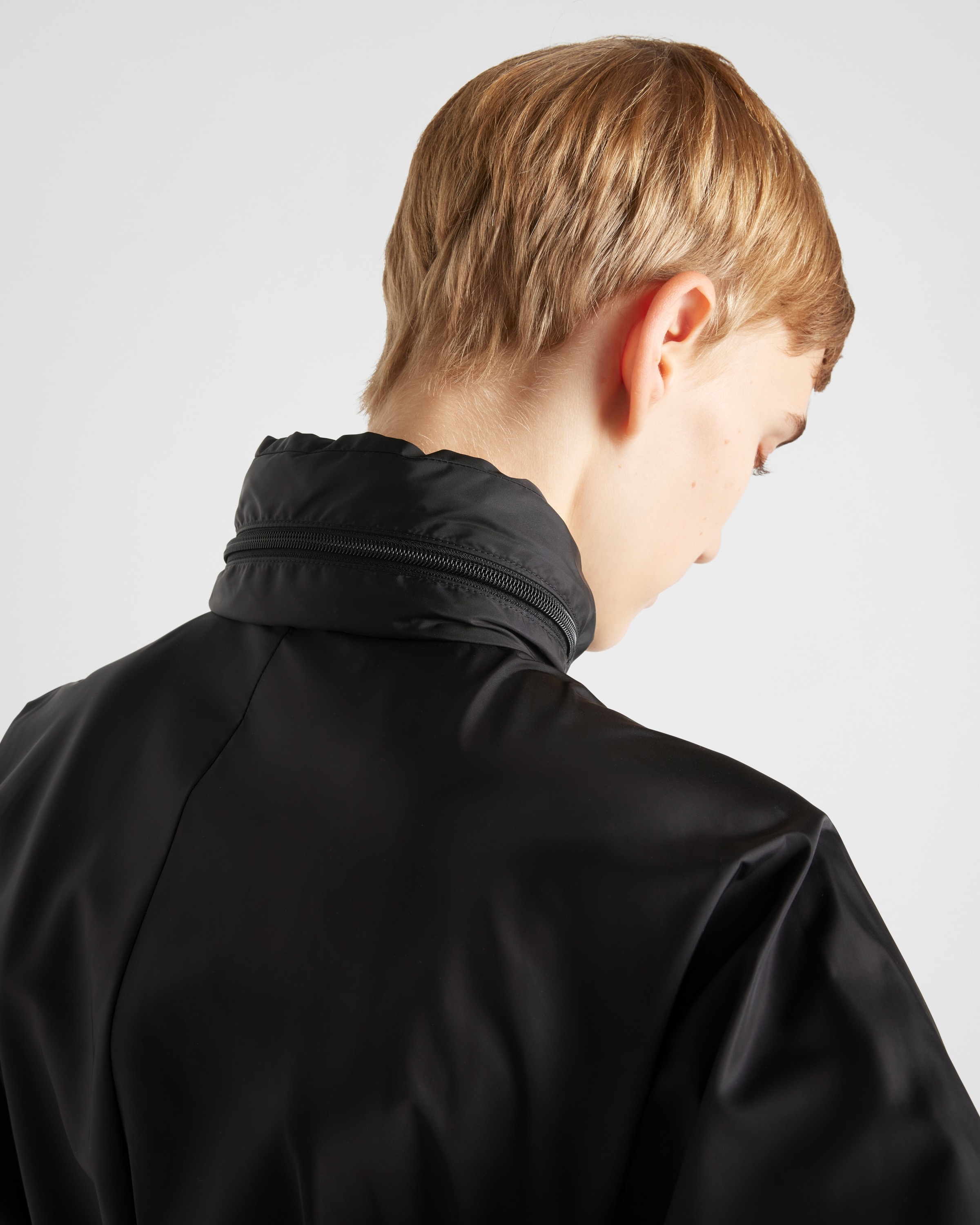 Light Re-Nylon raincoat - 6