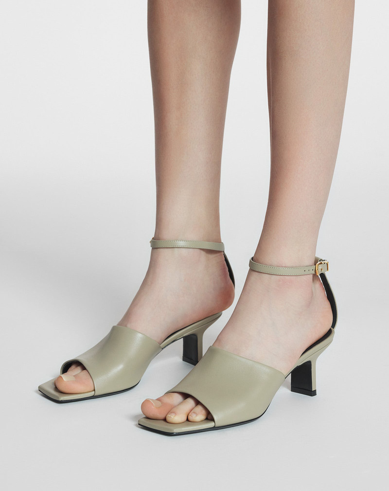 MESURE LEATHER SANDALS 6