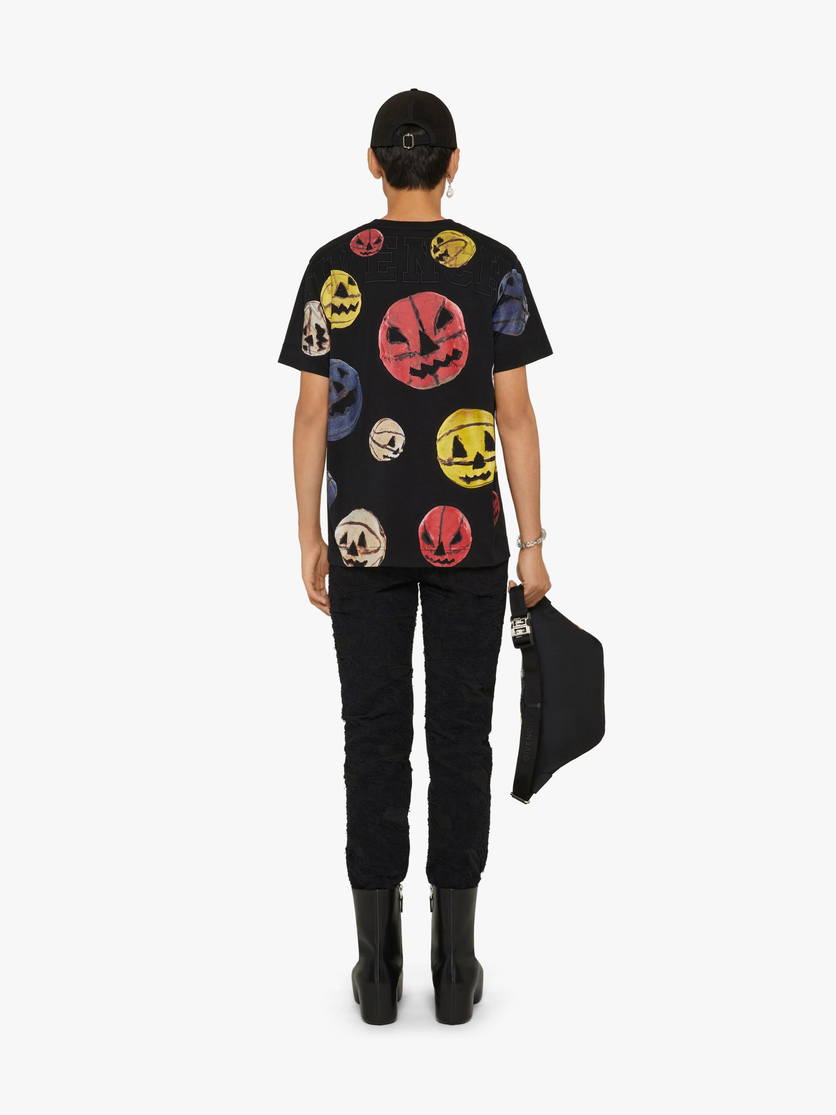 OVERSIZED T-SHIRT IN JERSEY WITH CERAMICS PRINTS - 4
