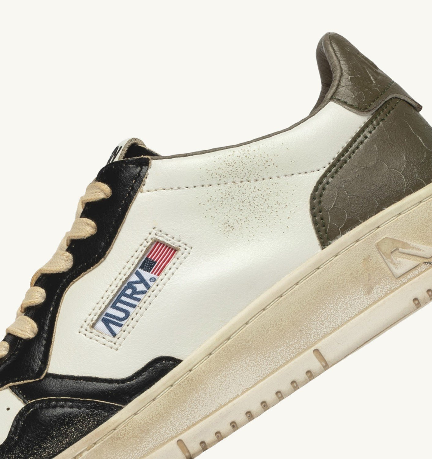MEDALIST LOW SUPER VINTAGE SNEAKERS IN WHITE COVERT GREEN AND BLACK - 6