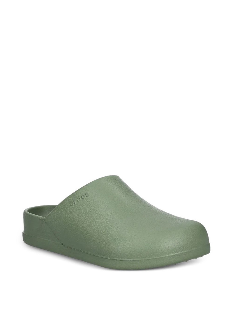 crocs Dylan slides outlook
