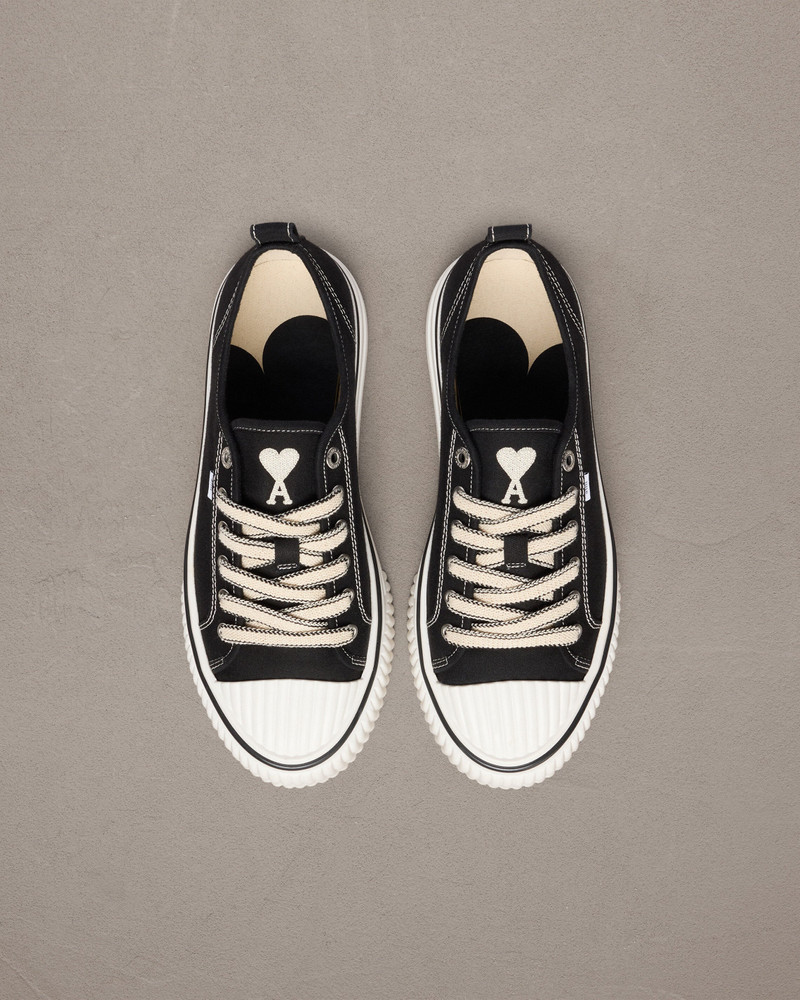 LOW TOP AMI SN1980 SNEAKERS 4