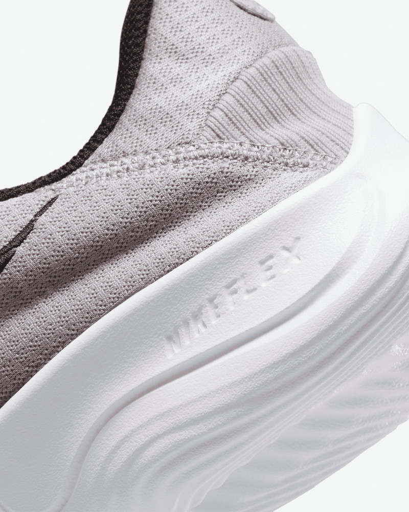 Nike Experience Run 11 Women's Road Running Shoes 8