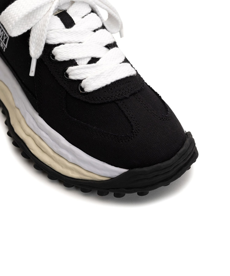 "LARRY" OG Sole Canvas Low-top Sneaker 13