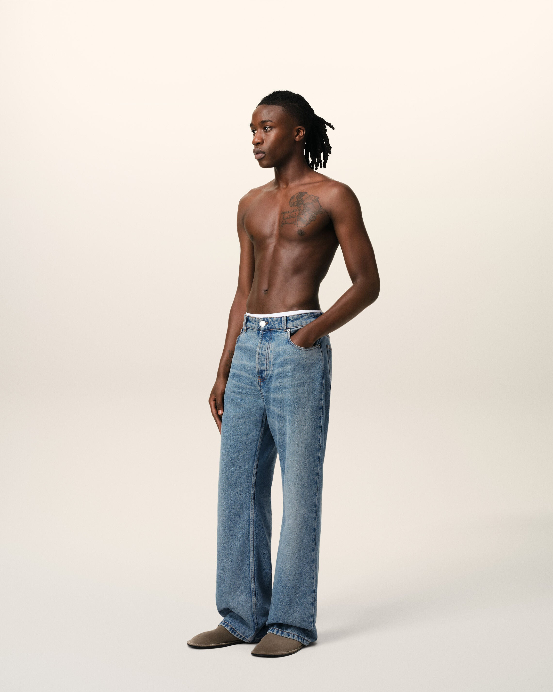 BLUE COTTON LARGE FIT JEANS - 6