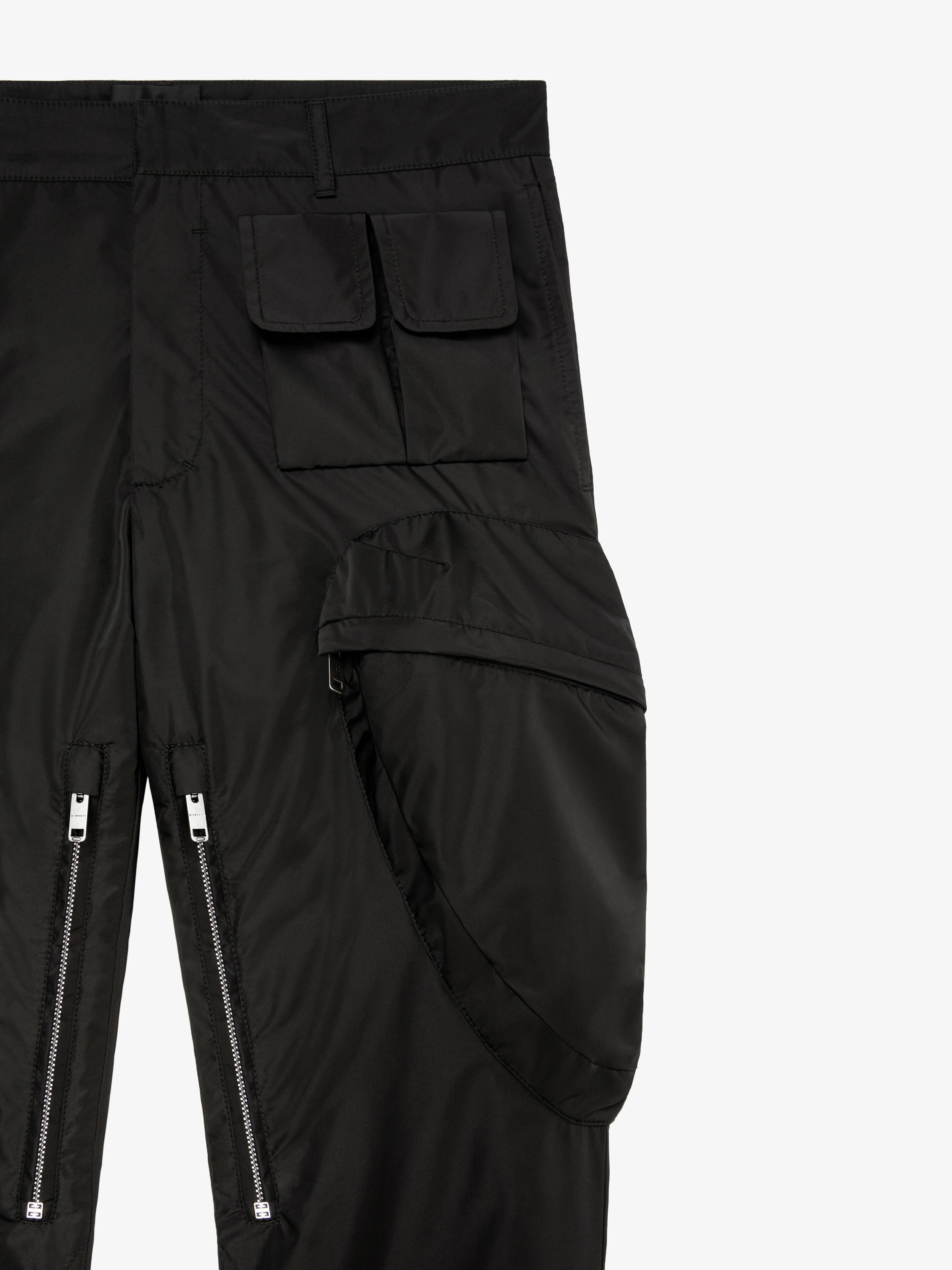 SLIM FIT CARGO PANTS IN TECHNICAL NYLON - 5