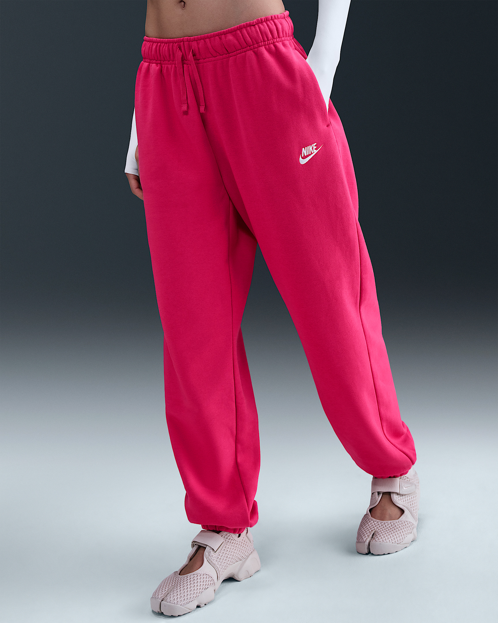 Nike Sportswear Club Fleece Women's Mid-Rise Oversized Sweatpants - 2
