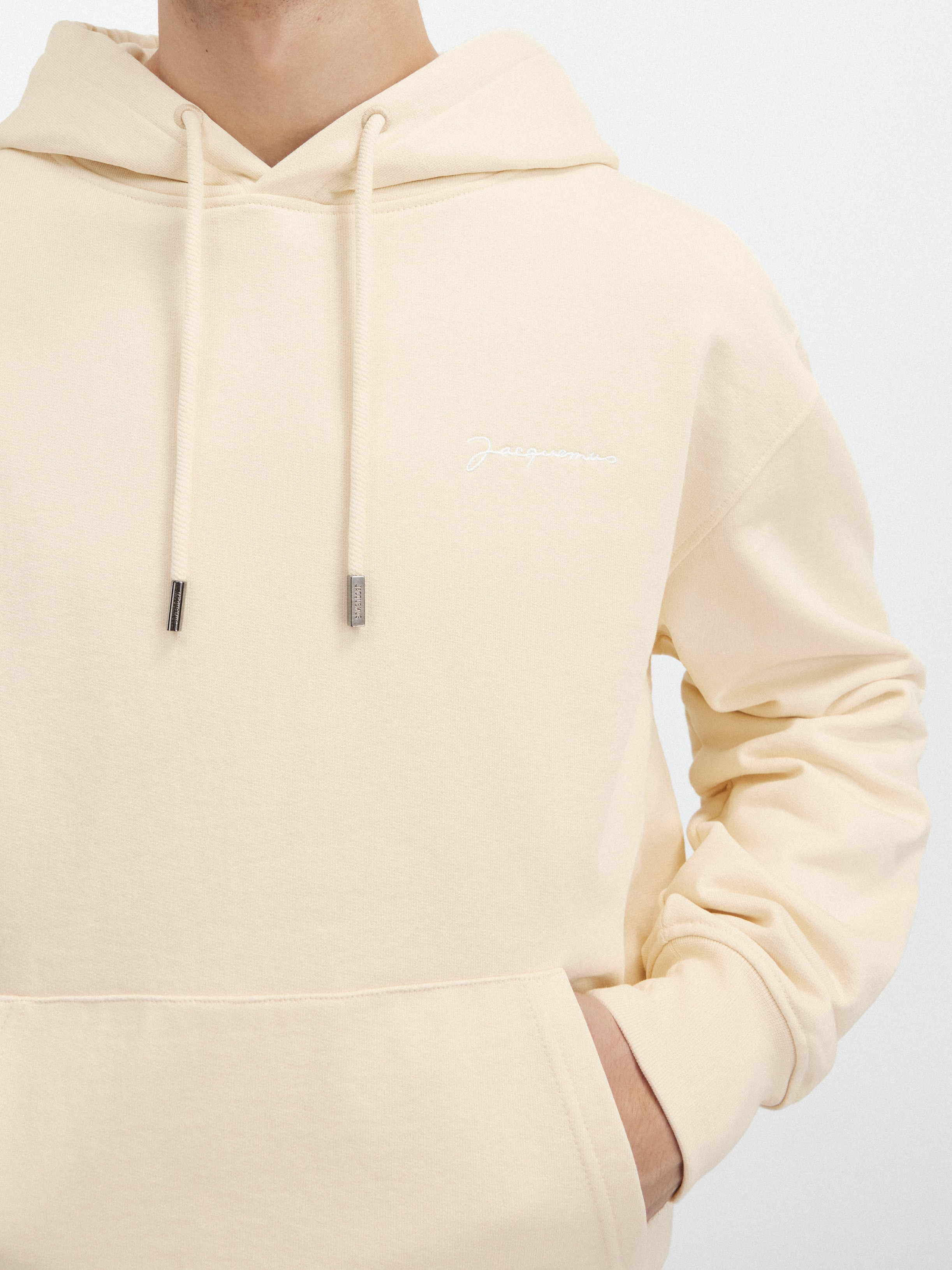 Le sweatshirt brodé - 3