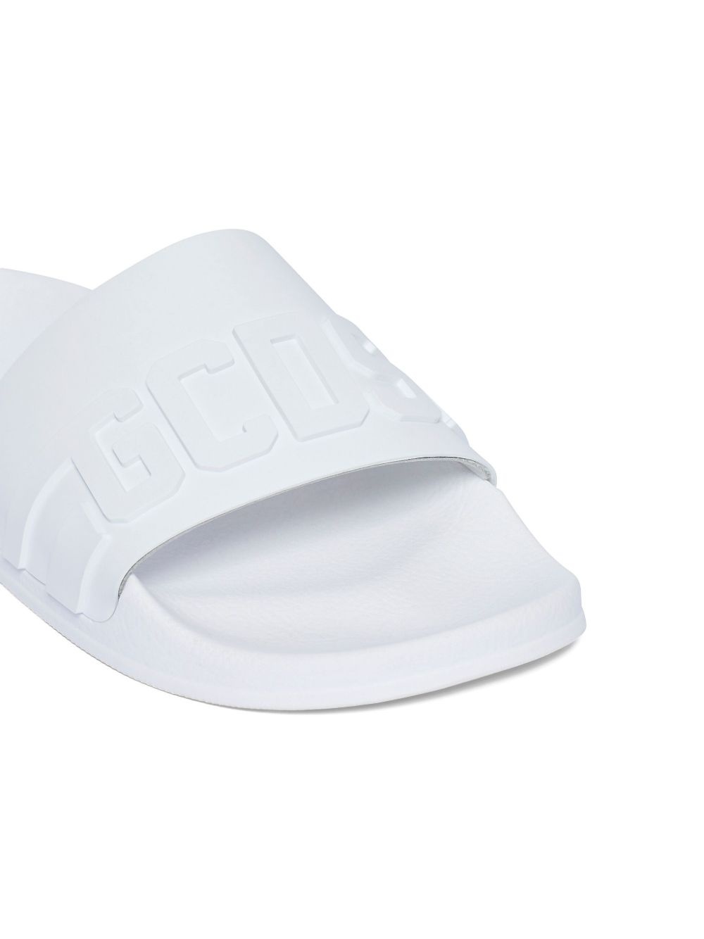 logo-embossed pool slides - 4