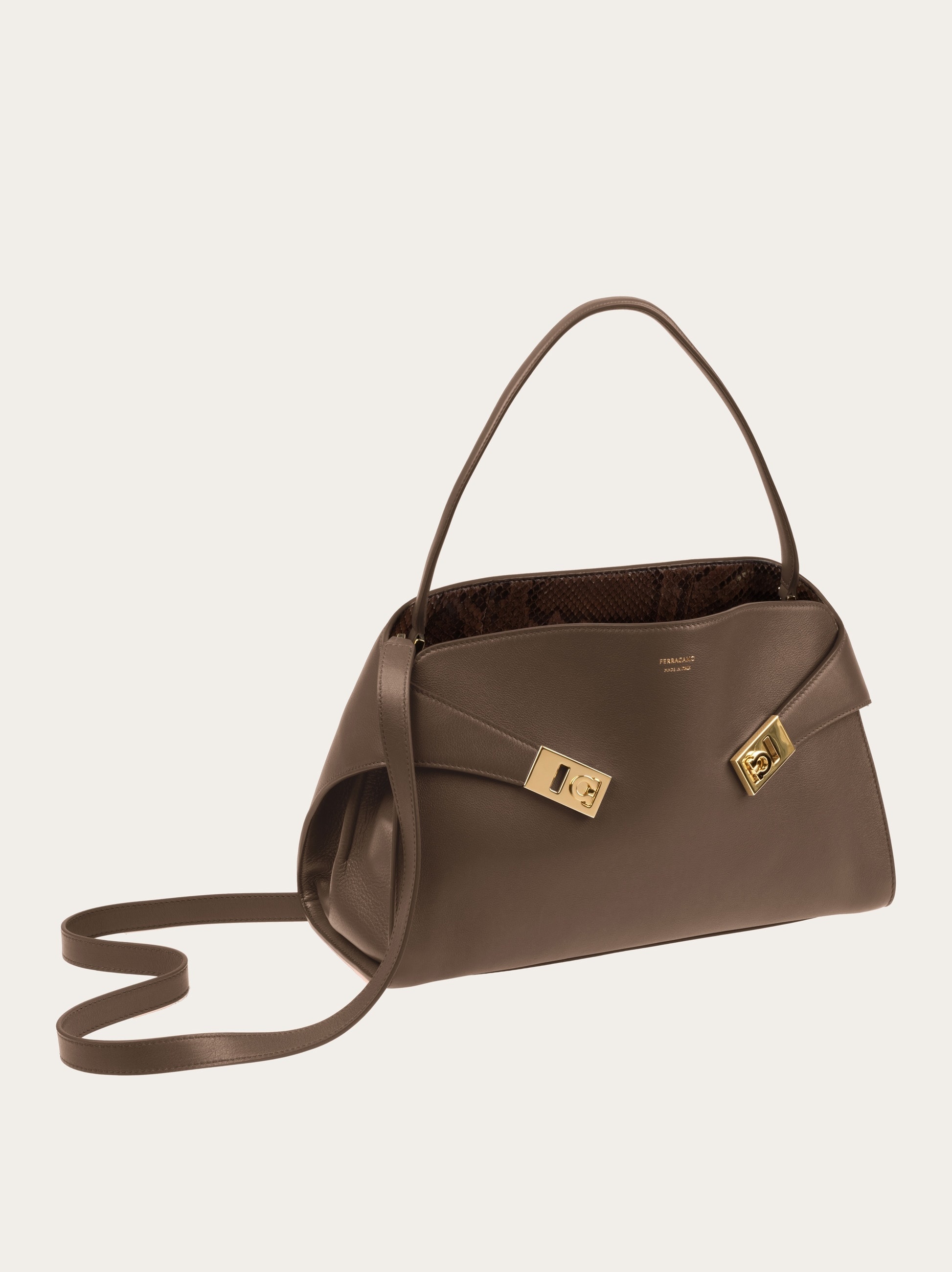 Hug soft bicolor shoulder bag (M) - 7