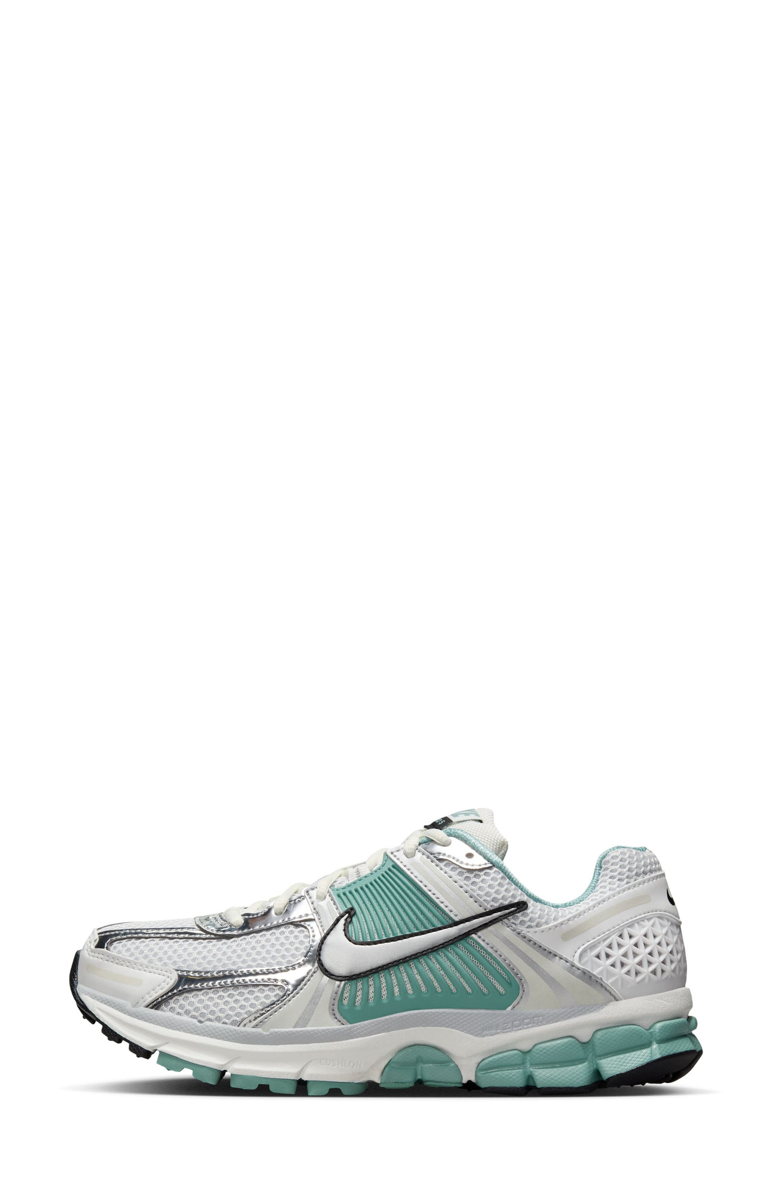Nike Zoom Vomero 5 Sneaker in Summit White/Silver/Grey at Nordstrom - 2