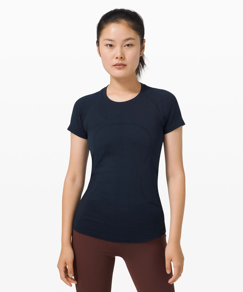 Swiftly Tech Short-Sleeve Shirt 2.0 *Hip Length 1