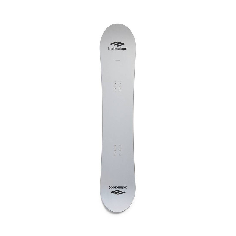 Snowboard in Silver 1