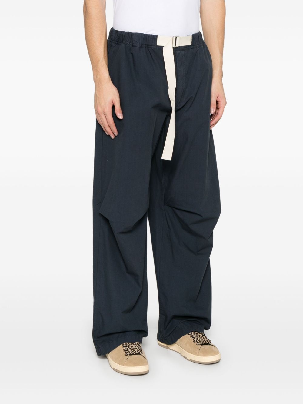 straight trousers - 3