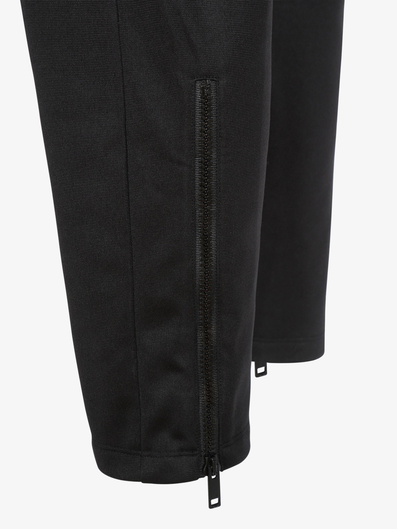 GIVENCHY ADDRESS patch short jogger pants 5