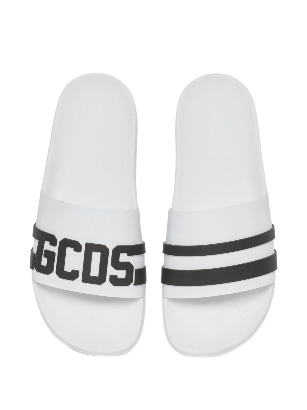 logo-embossed pool slides - 3