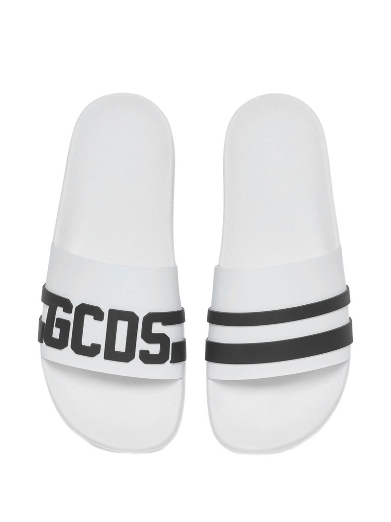 logo-embossed pool slides 3