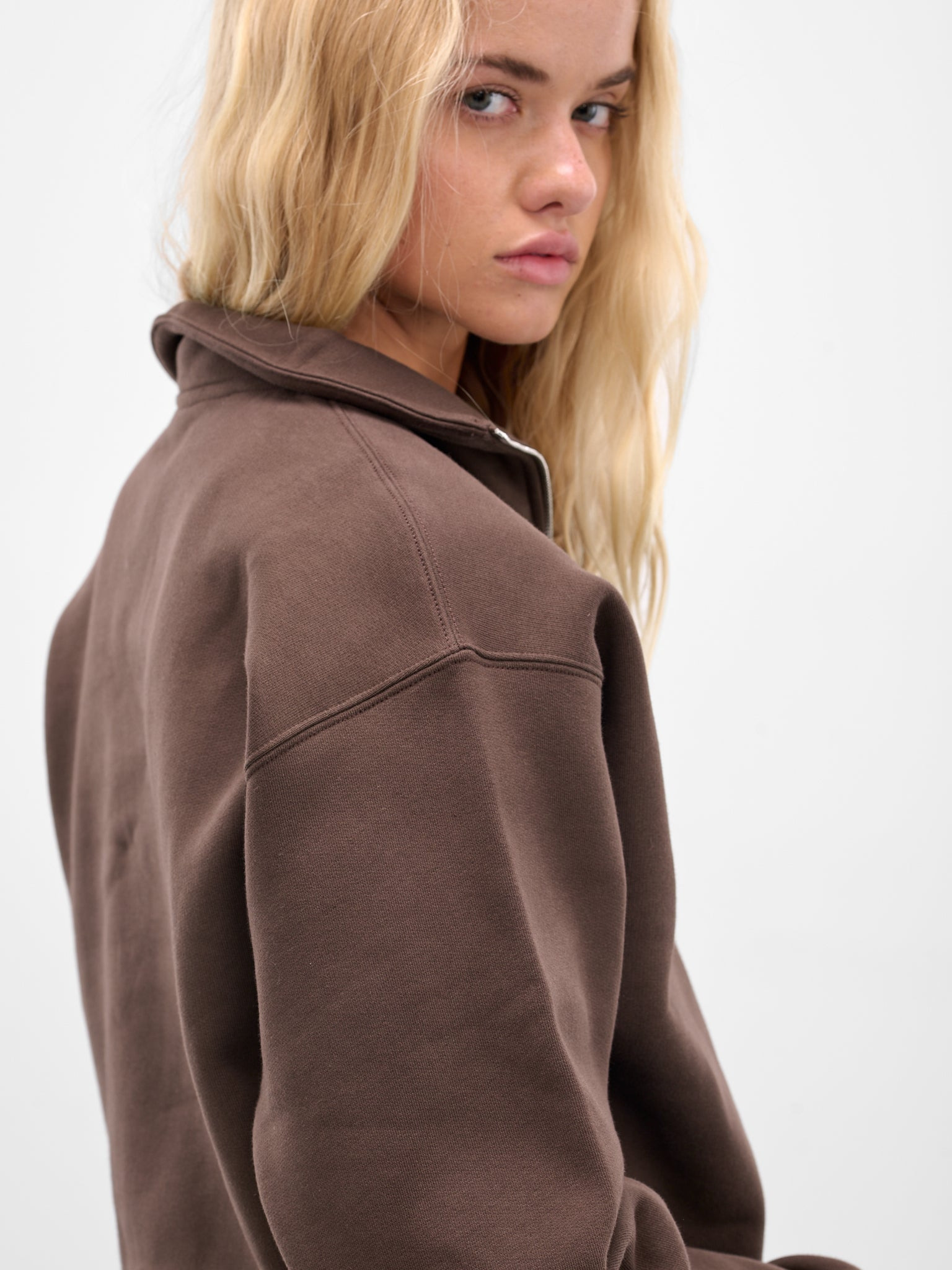 The Brown Zip Neck Sweatshirt - 4