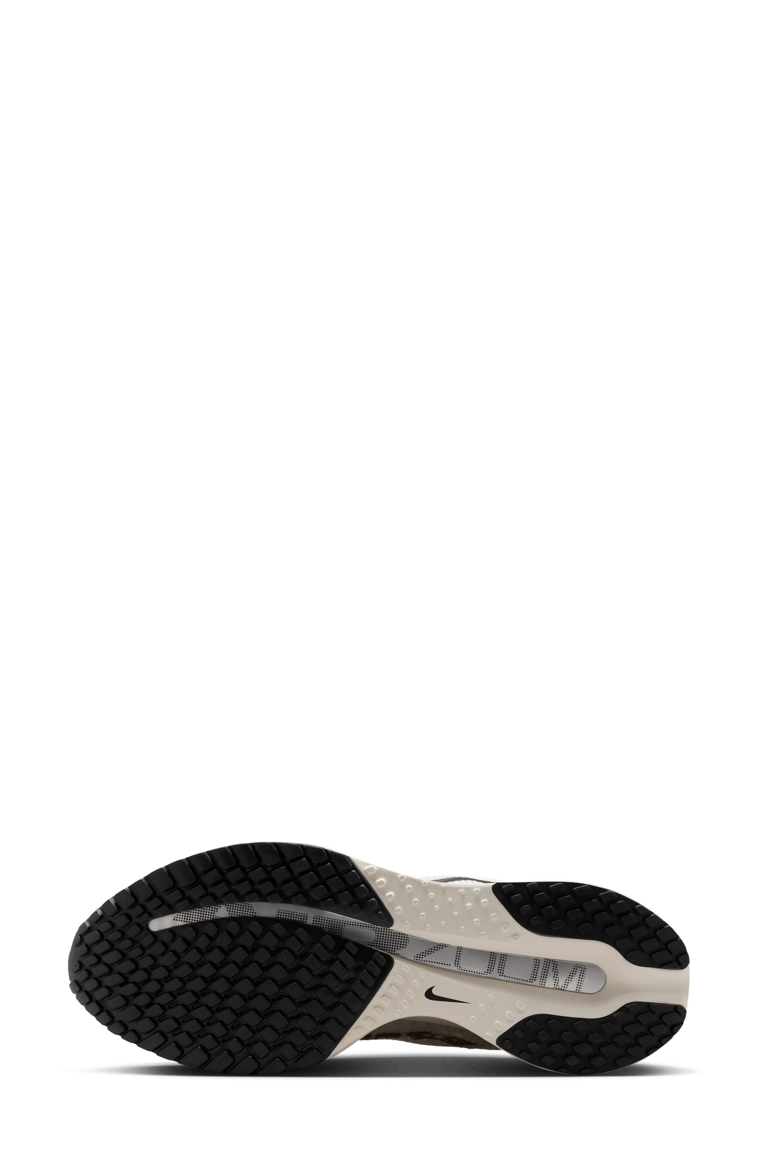Nike Pegasus Premium Running Shoe in 106 Sail/offnor at Nordstrom - 4