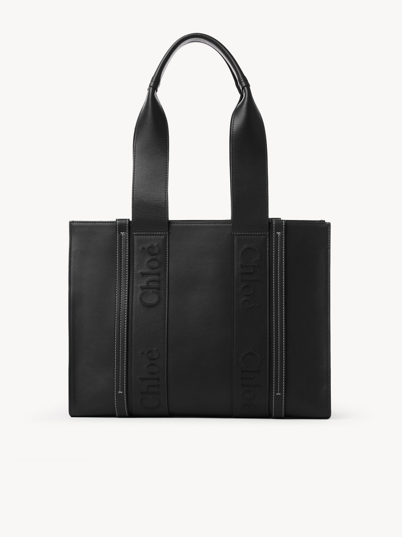 Chloé MEDIUM WOODY TOTE BAG outlook