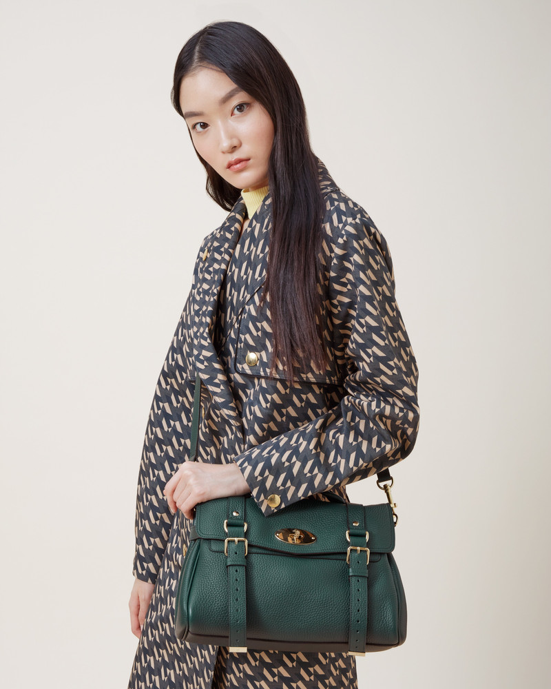Mulberry Alexa
Mulberry Green Heavy Grain outlook