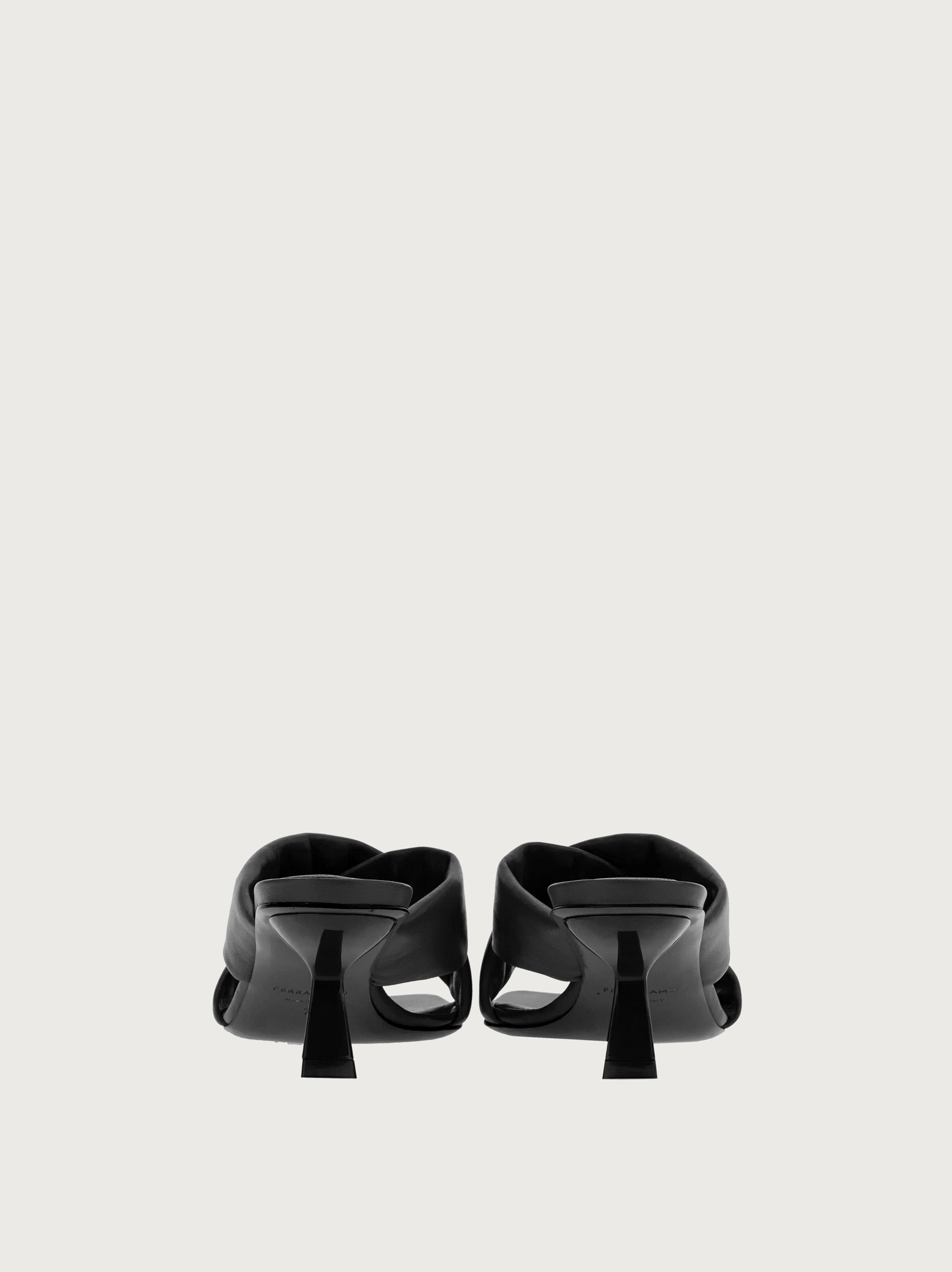 Crossover-strap slide - 4