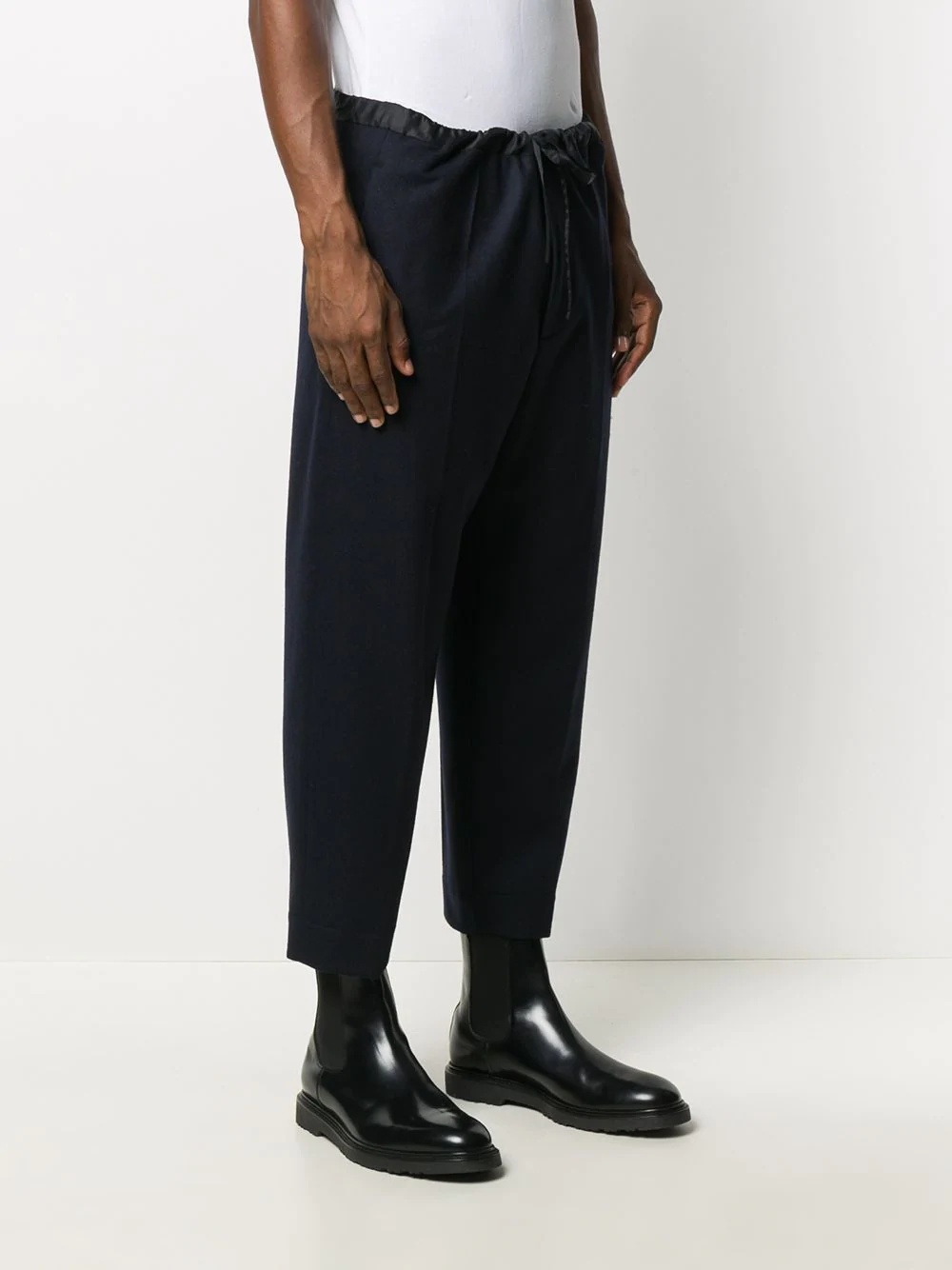 cropped drawstring waist trousers - 3