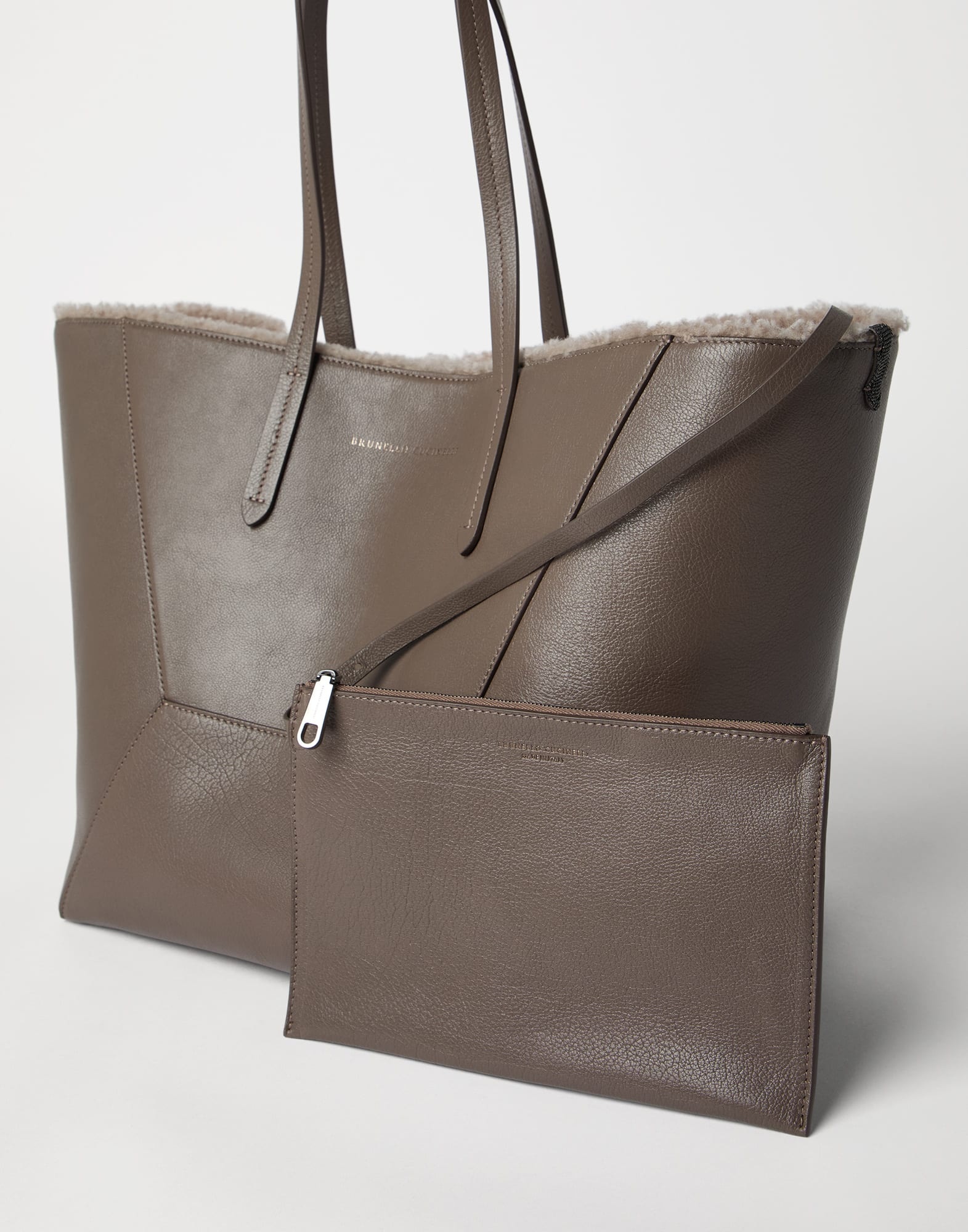 Classic leather shopper bag with shearling lining and monili - 5