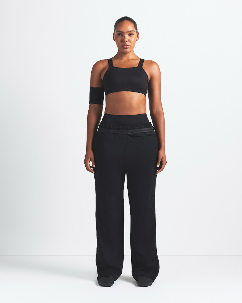 NikeSKIMS Matte Women's Cami Longline Bra 8