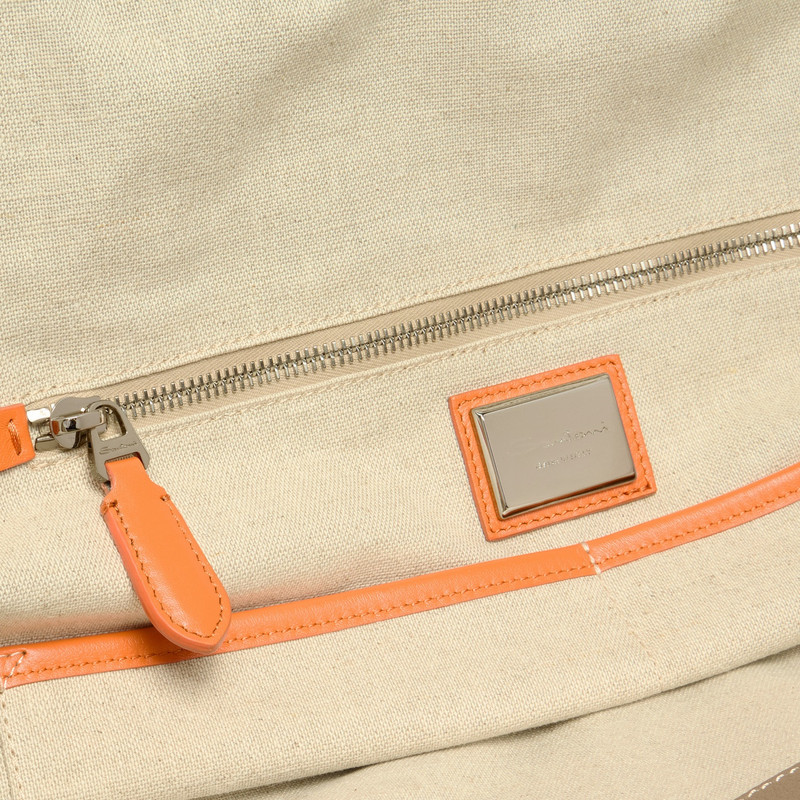 Beige tumbled leather weekend bag 3