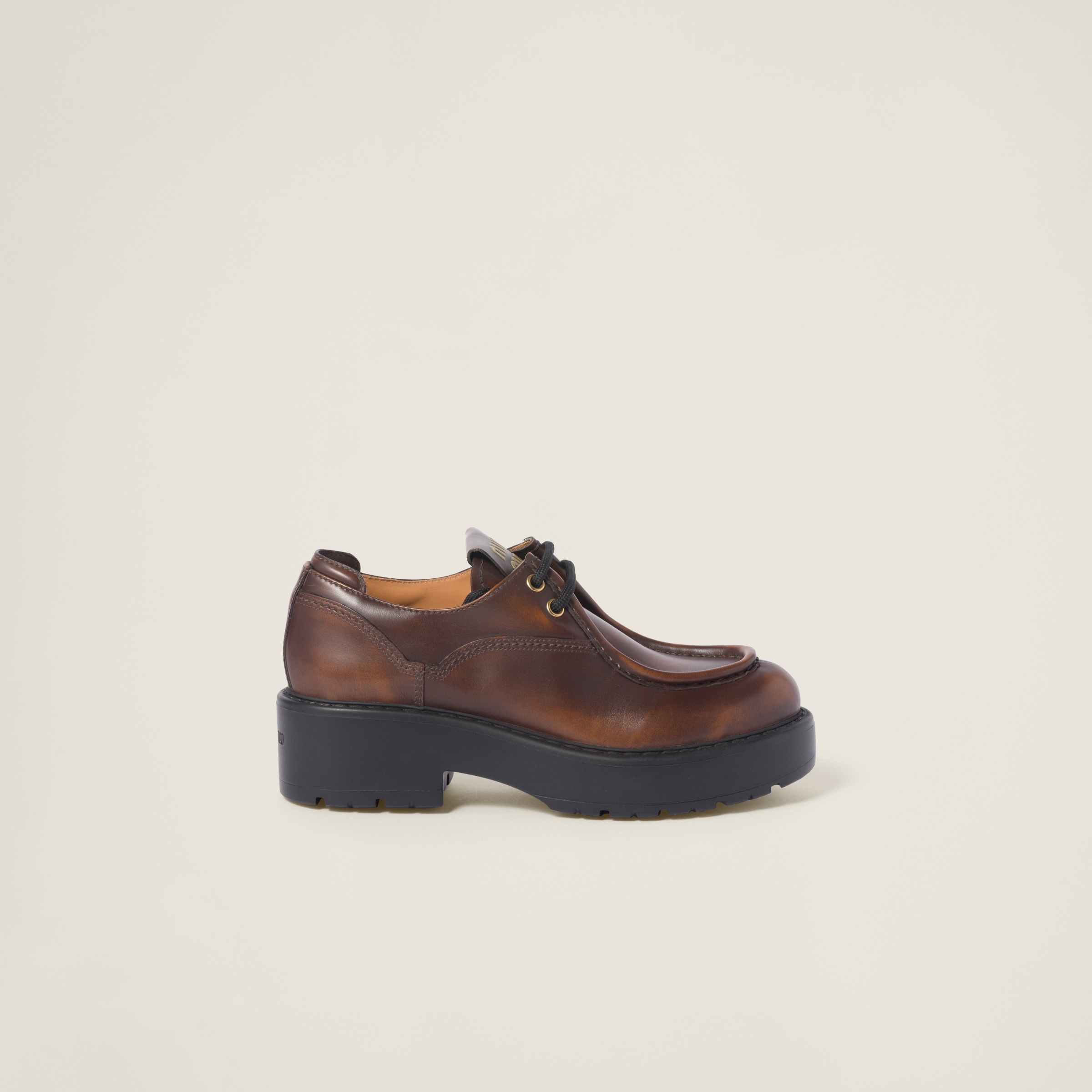 Laced fumé leather shoes - 1