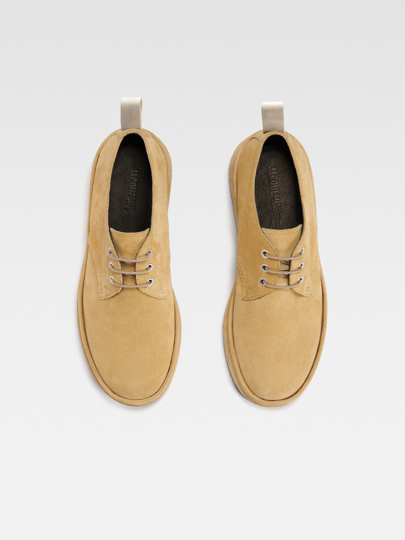 JACQUEMUS Les derbies Pavane outlook