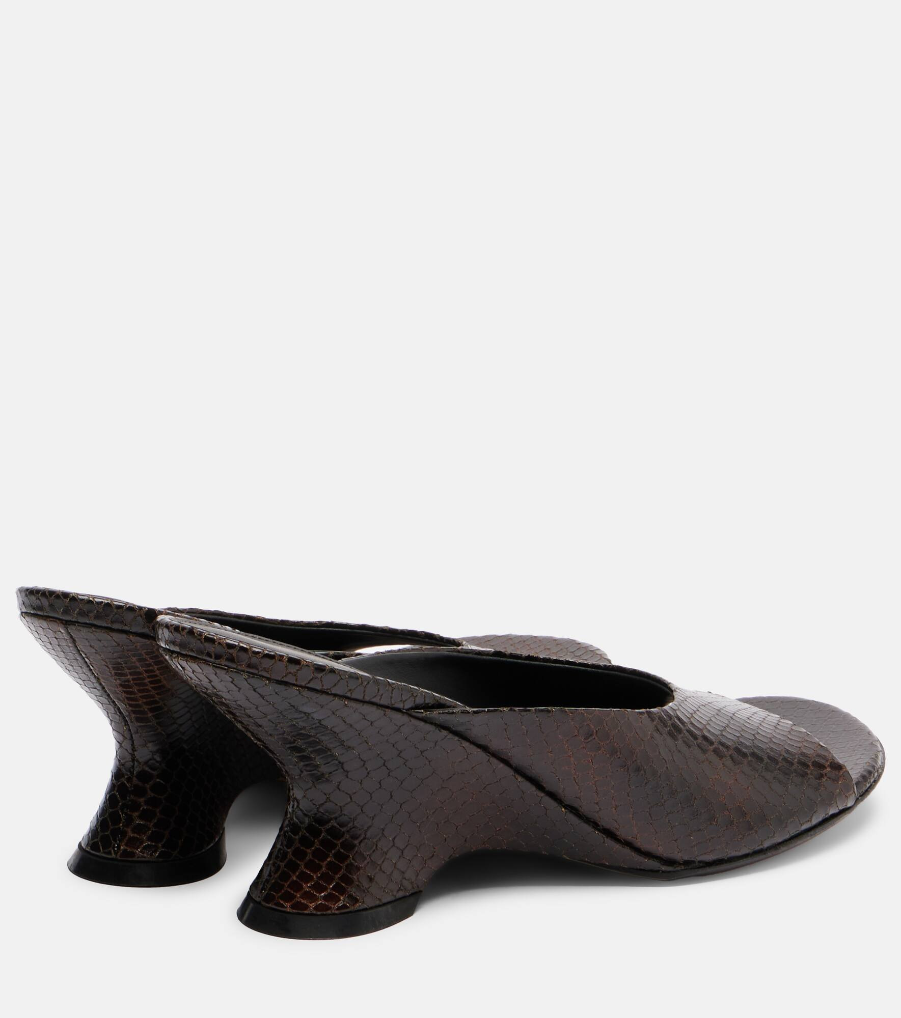 75 snake-effect leather wedge mules - 2