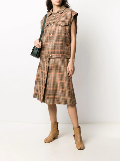 Maison Margiela houndstooth-print sleeveless jacket outlook