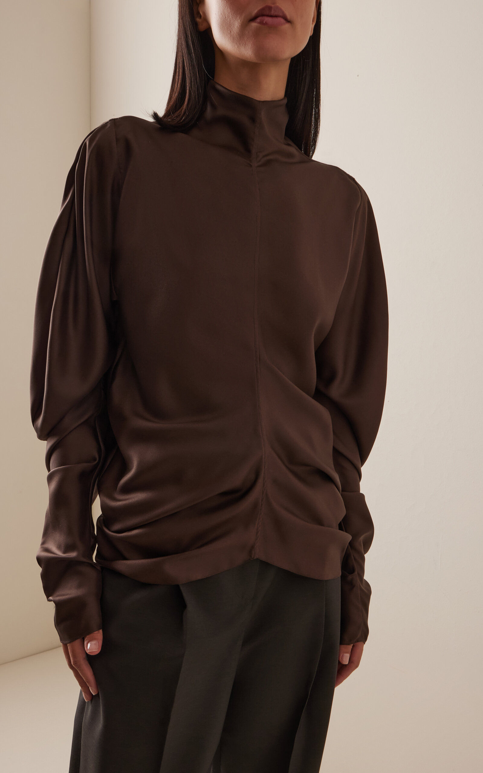 Miles Draped Silk-Twill Top taupe - 3