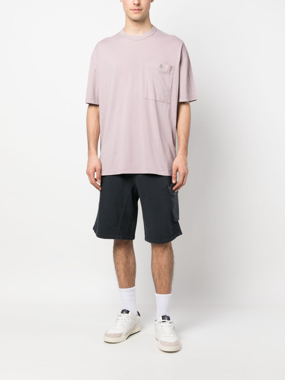 side flap-pocket detail shorts - 2