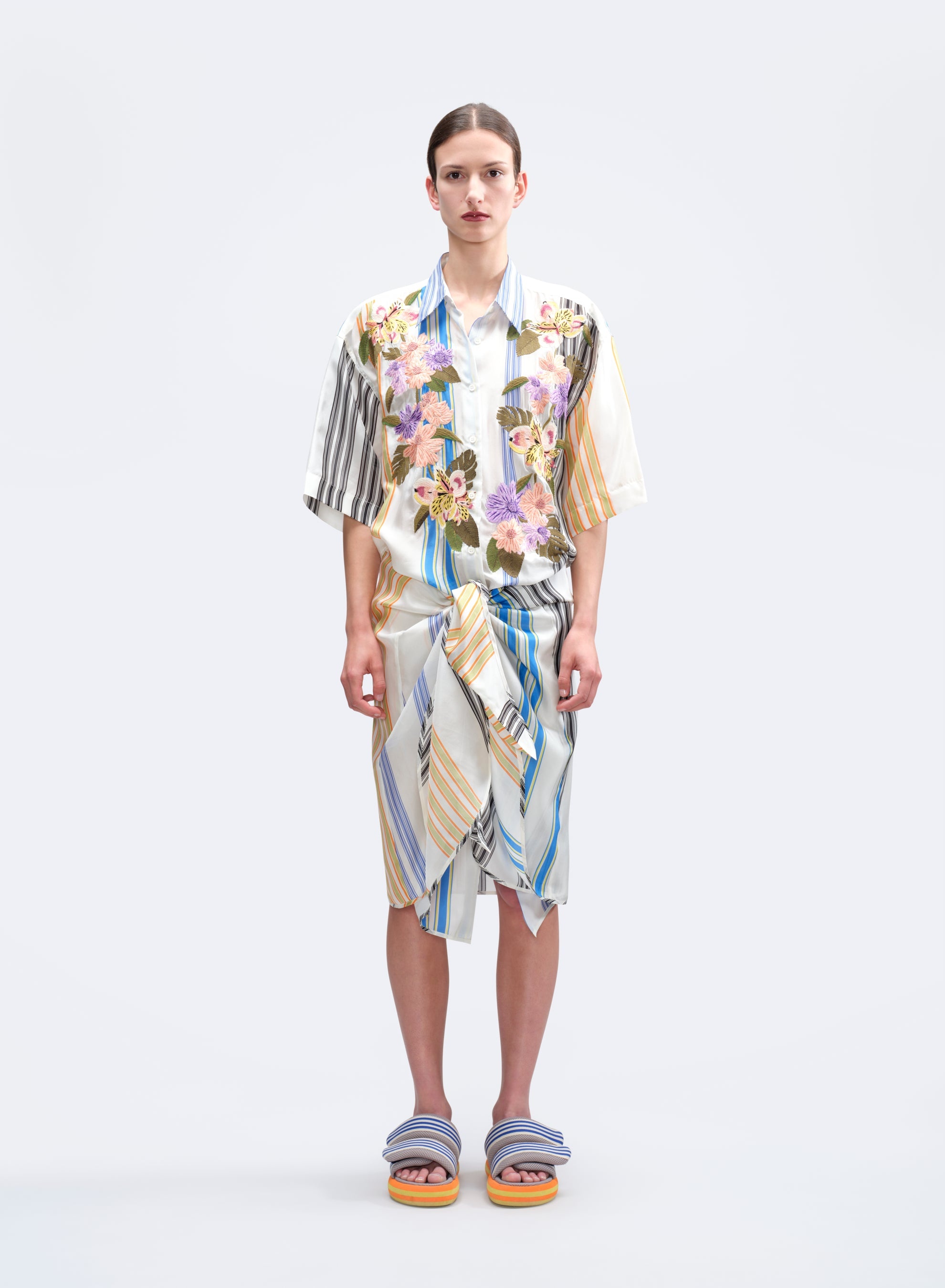 EMBROIDERED DRESS - 6