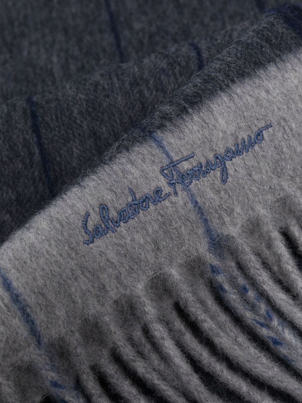 embroidered logo scarf - 3