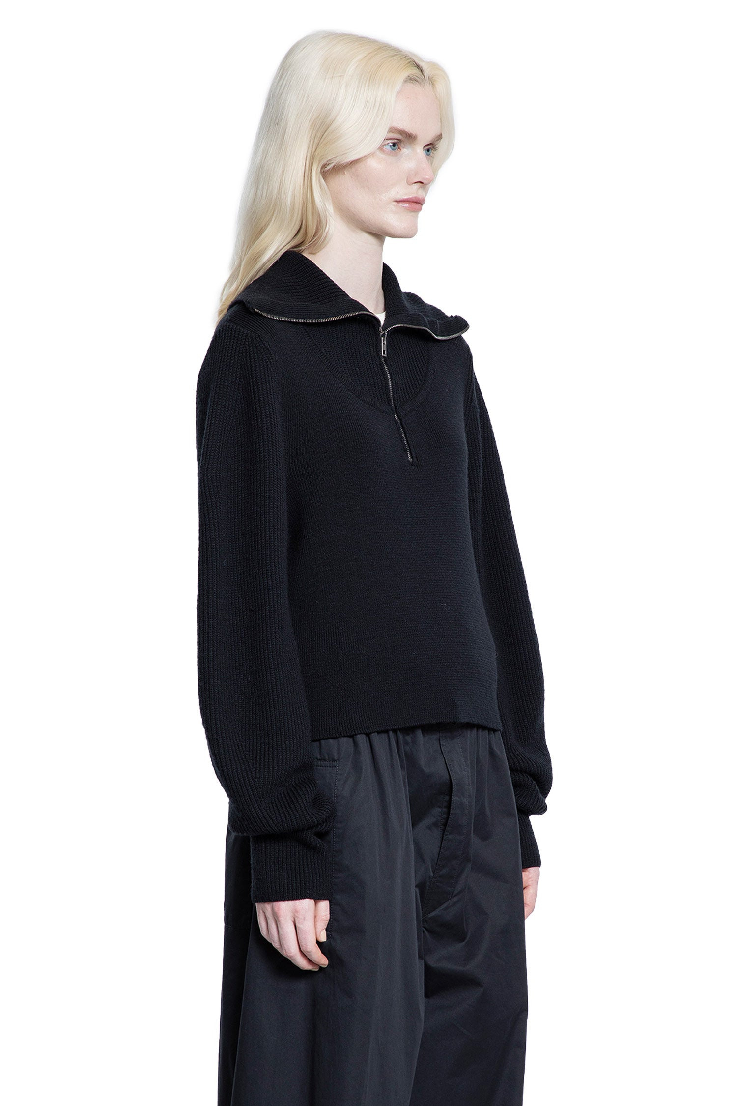 Zipped Sweater - 2