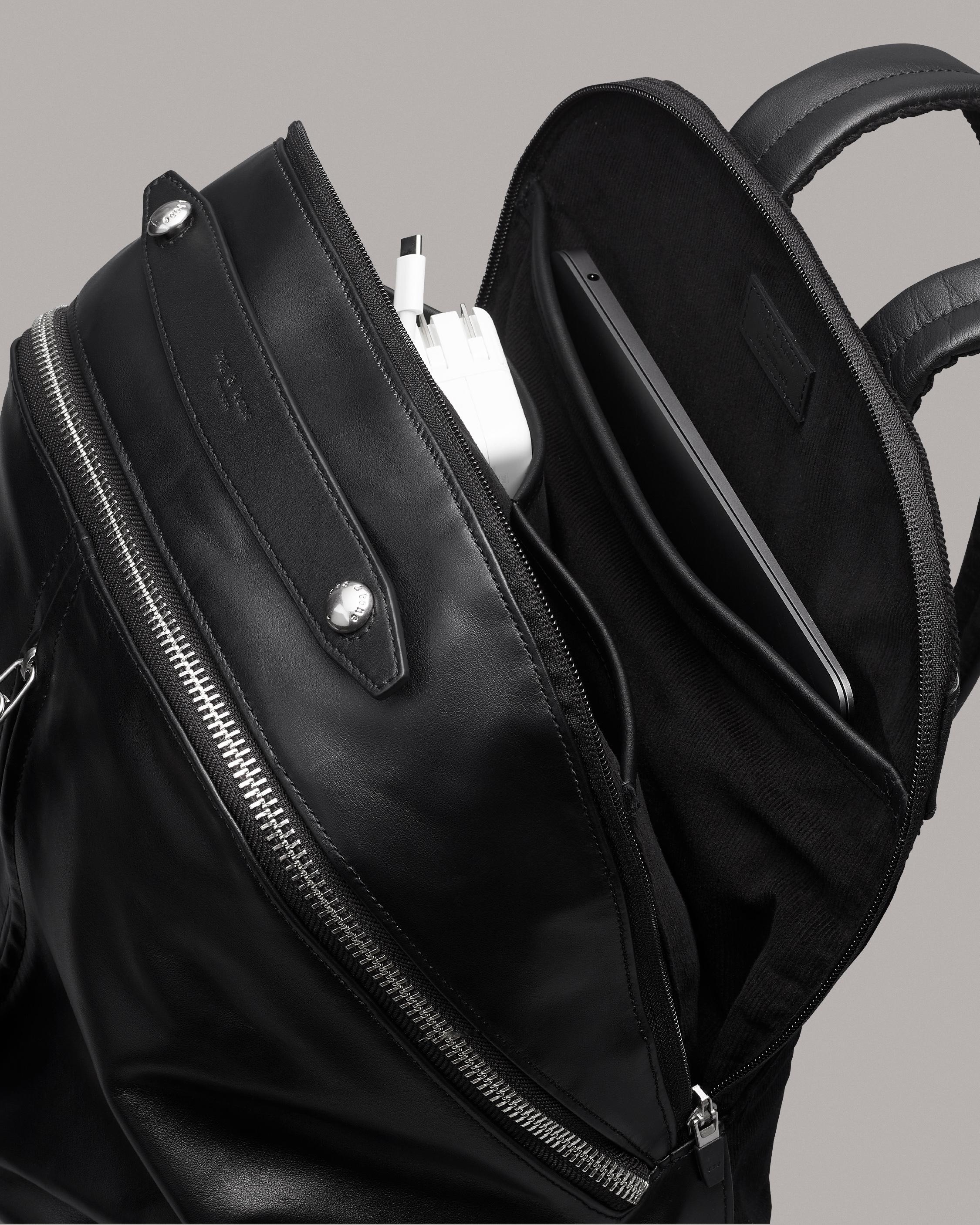 Commuter Backpack - Leather
Large Backpack - 3