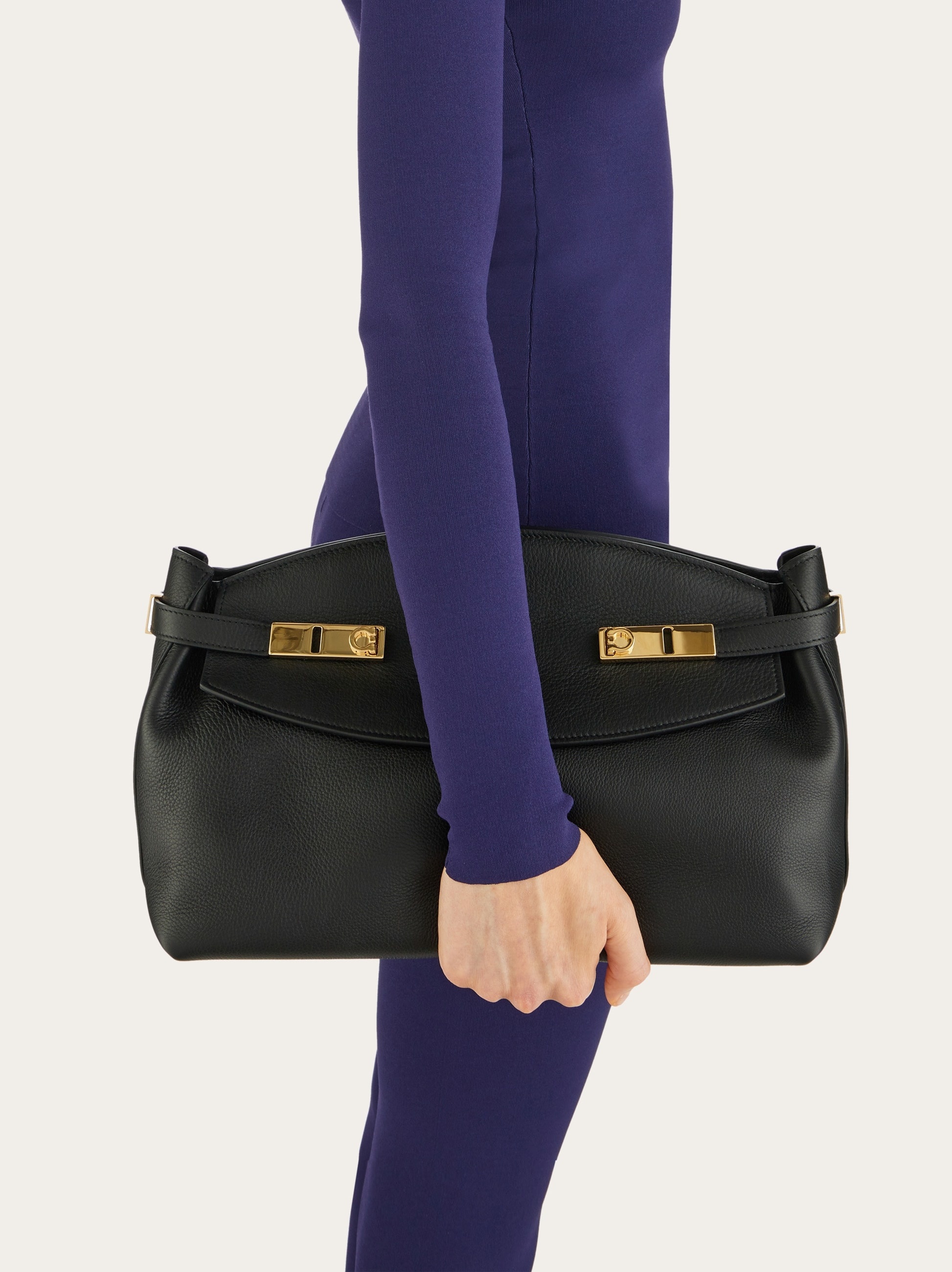 Hug shoulder bag - 3