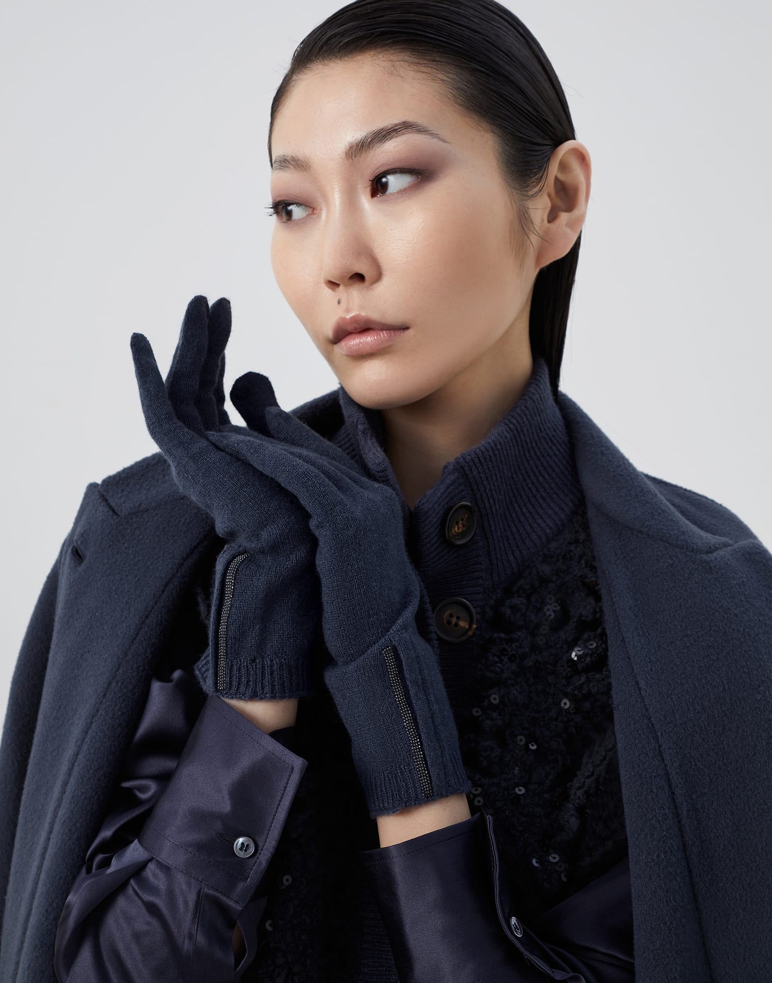 Cashmere knit gloves with monili - 3