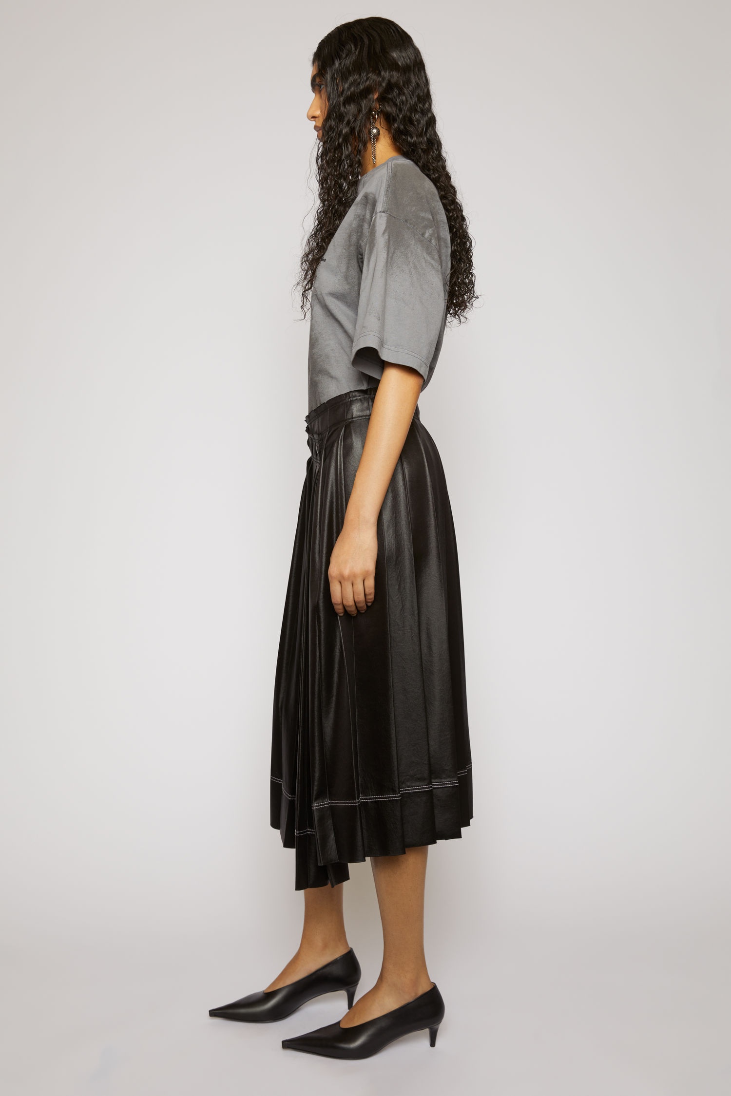 Satin pleated skirt black - 3