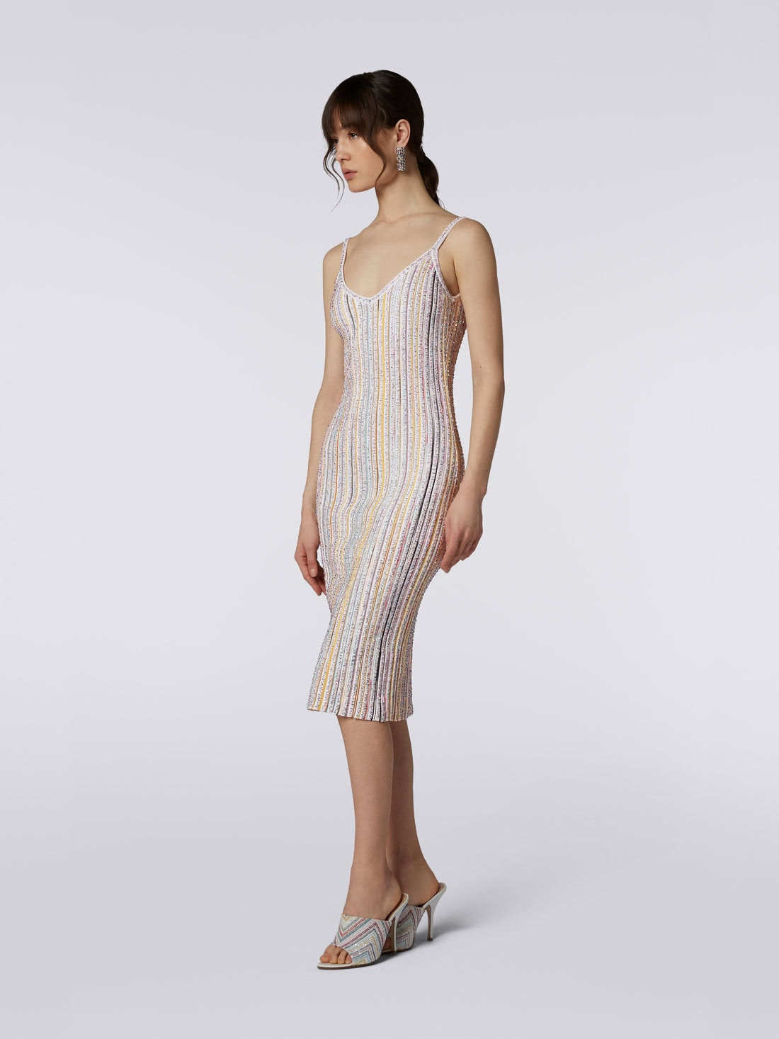 Striped fitted dress with sequins - 3
