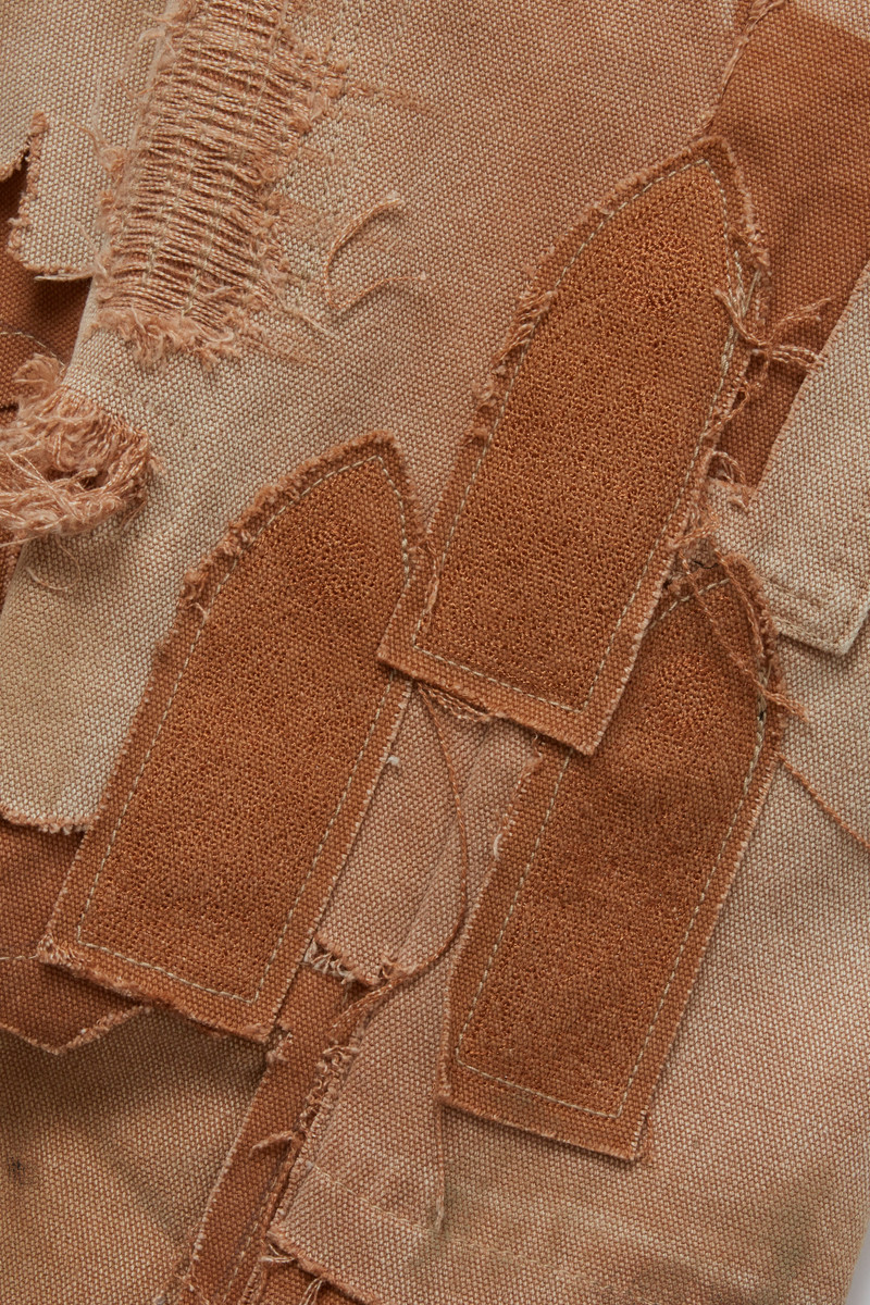 WHO DECIDES WAR UNEARTHED TROUSERS outlook