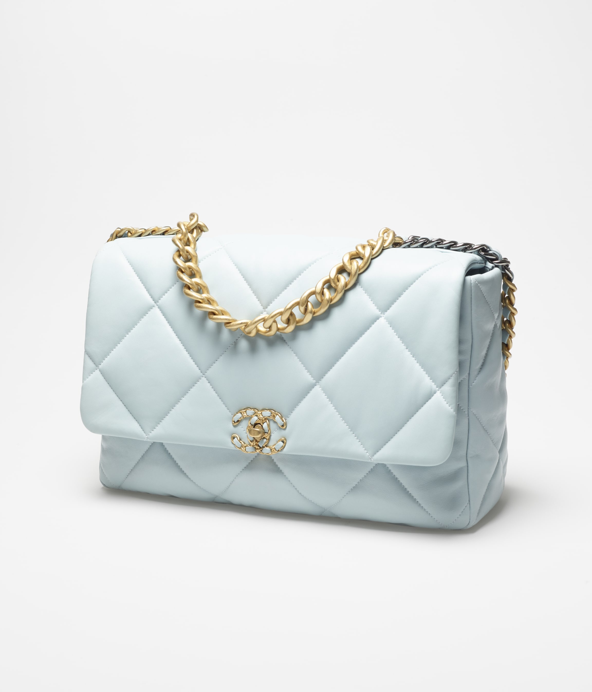 CHANEL 19 Maxi Handbag - 2